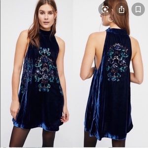 NWT Free People Jill’s Navy Blue Velvet Sequin Swing dress size S!!